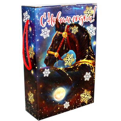 Детский новогодний подарок в картонной упаковке весом 800 грамм 